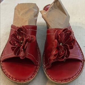 Red leather Floral Women's Sandals